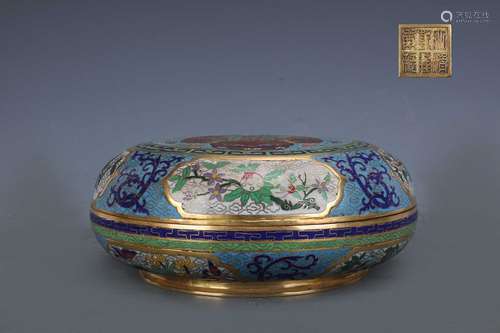 A QING DYNASTY CLOISONNE BOX