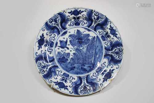 Fayence-Platte mit Zinnglasur, Alt-Delft um 1680/1700, Blau-weißer Scharffeuerdekor im chin. Stil