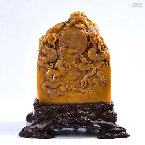 Very Finely Carved Tianhuang Soapstone Seal