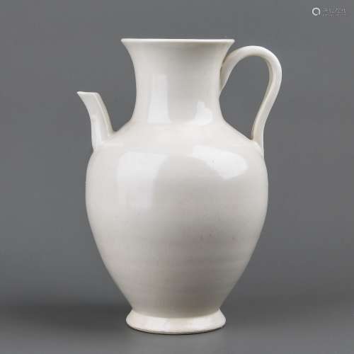 Chinese White Glazed Porcelain Ewer