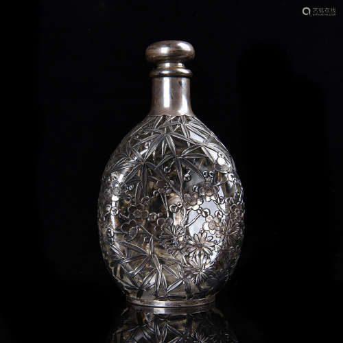 Cut Crystal Snuff Bottle With Silver Fittings