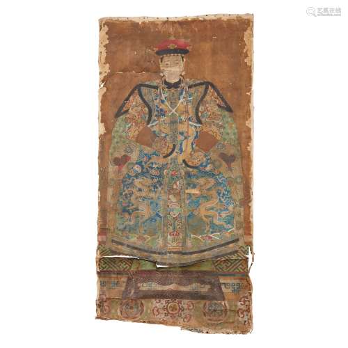 LARGE PORTRAIT PAINTING OF A COURT LADY                         QING DYNASTY, 19TH CENTURY