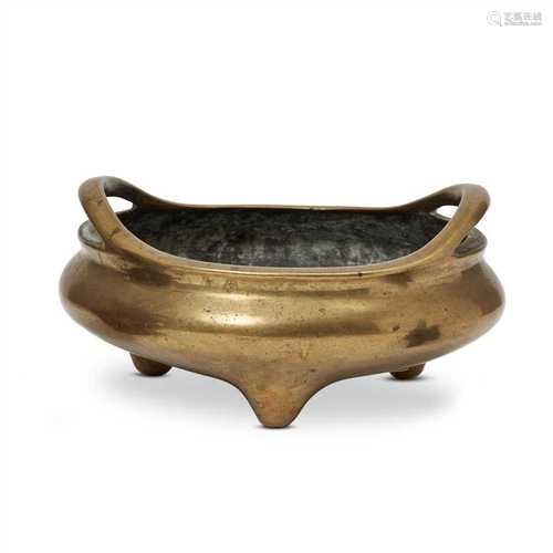 BRONZE TRIPOD CENSER                         XUANDE MARK BUT 19TH CENTURY