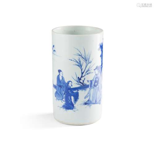 BLUE AND WHITE BRUSH POT                         KANGXI PERIOD