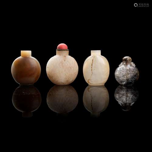 GROUP OF FOUR SNUFF BOTTLES                         QING DYNASTY, 19TH CENTURY
