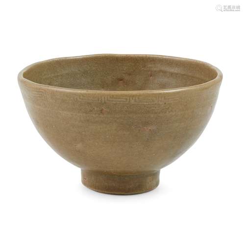 LONGQUAN CELADON MOULDED DEEP BOWL