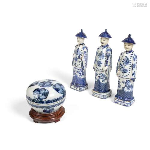 GROUP OF THREE BLUE AND WHITE FIGURES
