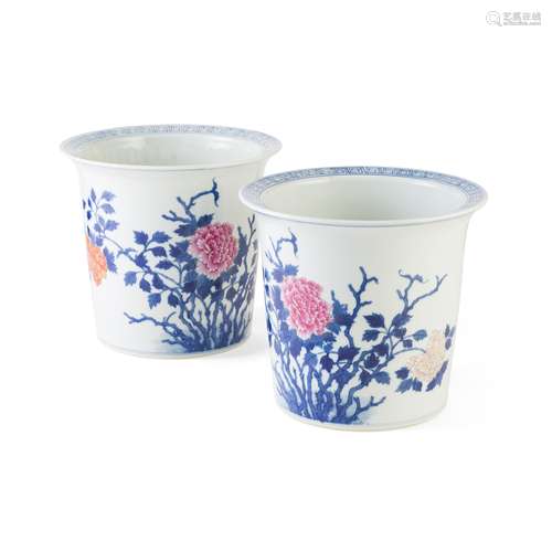 PAIR OF BLUE AND WHITE WITH UNDERGLAZE RED JARDINIÈRE