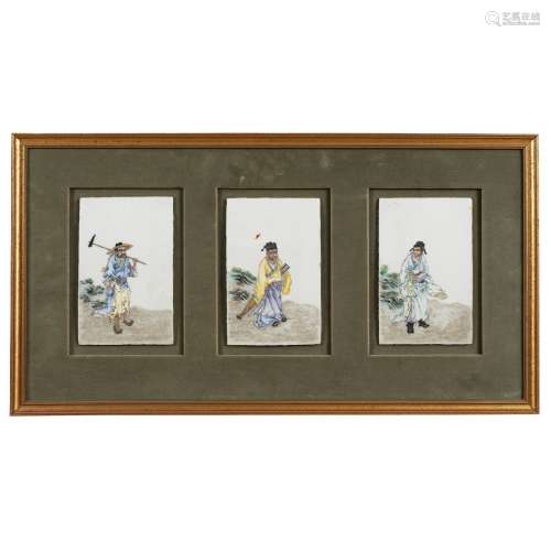 THREE FAMILLE ROSE 'CHINESE MEN' PORCELAIN PLAQUES