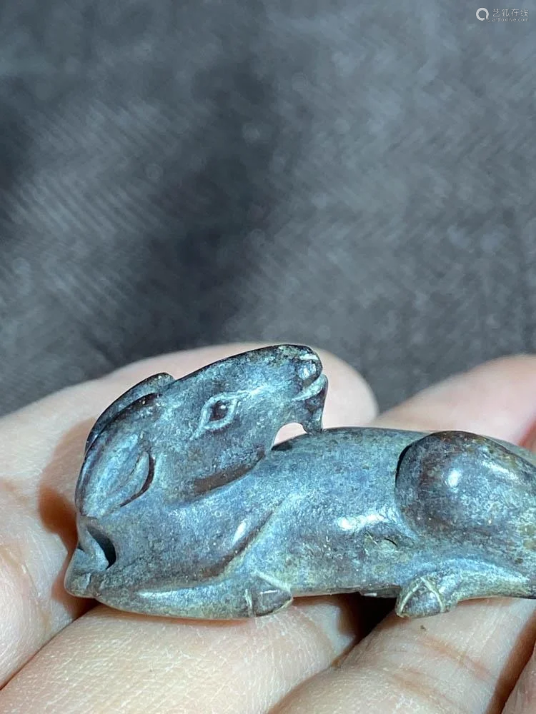 chinese miniture jade carving of a ram