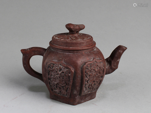 Chinese Zisha Teapot