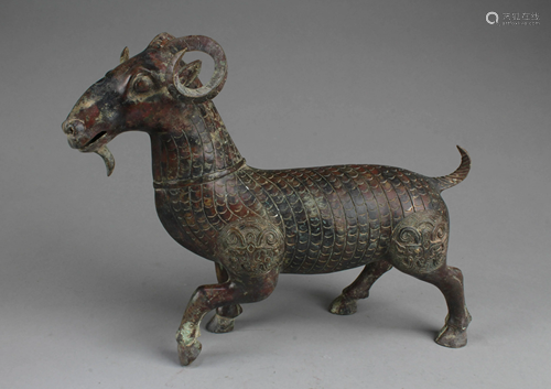 Chinese Bronse Animal Shaped Figurine