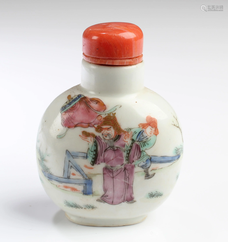 Antique Chinese Porcelain Snuff Bottle