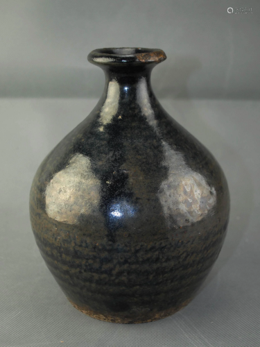 A Yu Hu-chun Vase from Song Dynasty