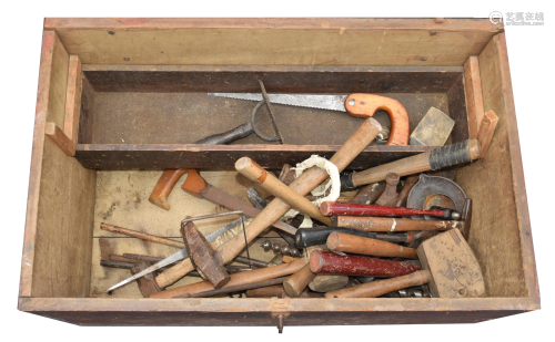 Carpenters Tool Chest with Tools