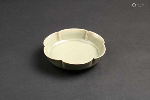 A CELADON LOBED DISH