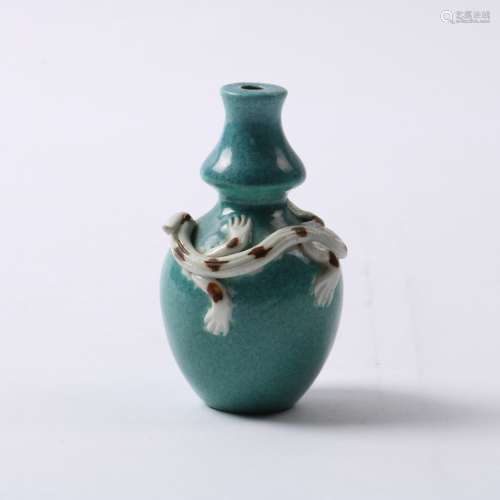 A ROBINS EGG DOUBLE GOURD SHAPED VASE QING DYNASTY