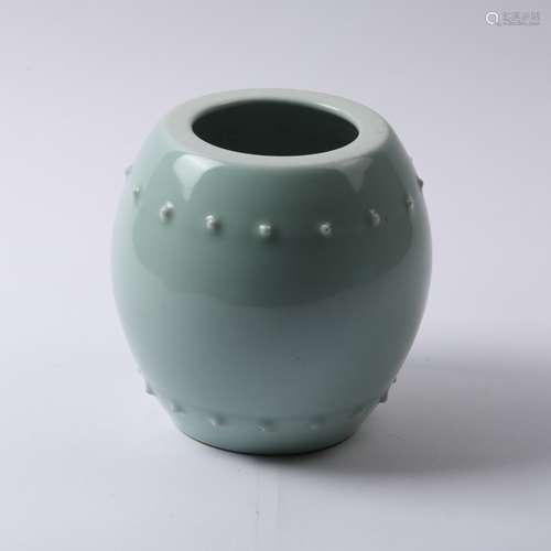 A CELADON GLAZED JAR GUANGXU PERIOD