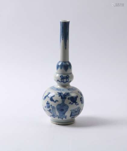 A BLUE AND WHITE GOURD SHAPED VASE KANGXI PERIOD