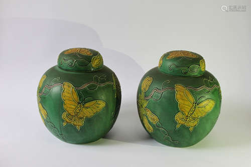 PAIR FAHUA JAR AND COVER KANGXI PERIOD