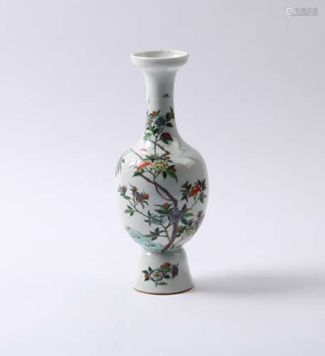 A FAMILLE ROSE VASE QING DYNASTY