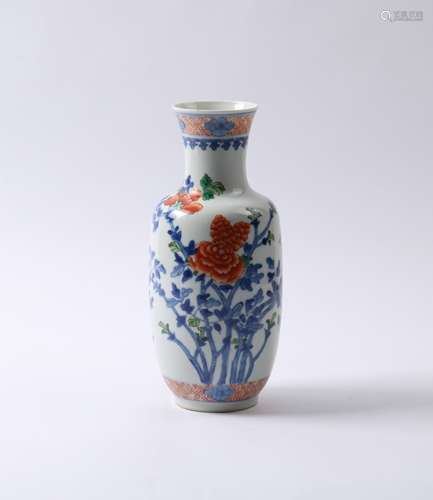 AN UNDERGLAZE BLUE AND IRON RED VASE REPUBLIC PERIOD