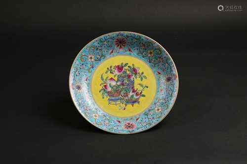 A FAMILLE ROSE PLATE QIANLONG PERIOD