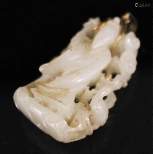 EARLY CHINESE WHITE JADE CARVED PEN…