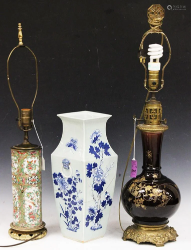 LOT OF (3)- VINTAGE LAMPS, CHINESE VASE