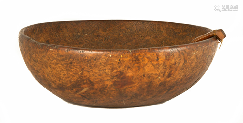 Burl Bowl with Butter Ladles