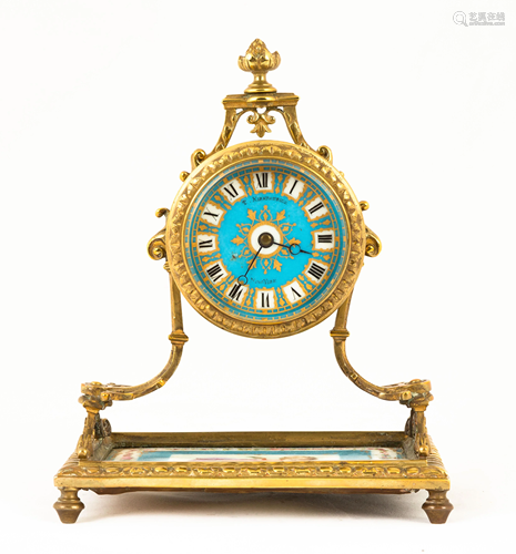 T. Kirpatrick Desk Clock