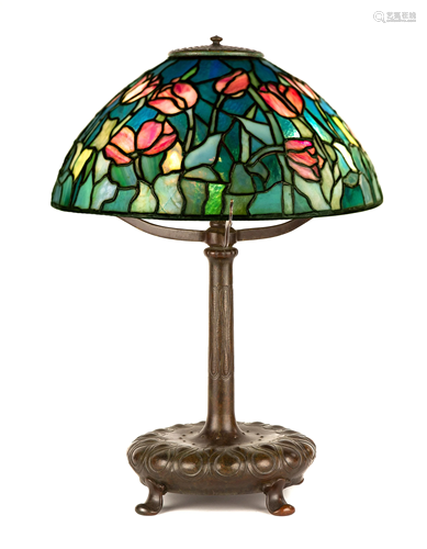 Tiffany Studios NY Tulip Lamp