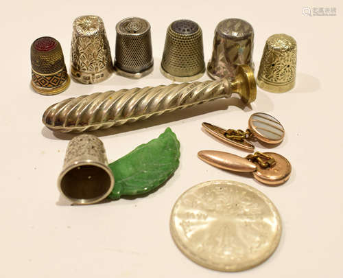 Box containing various vintage thimbles etc