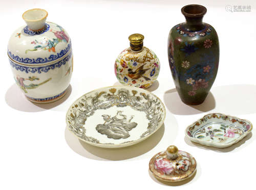 Group of Chinese porcelain wares together with a cloisonne vase, comprising a Chinese pot and