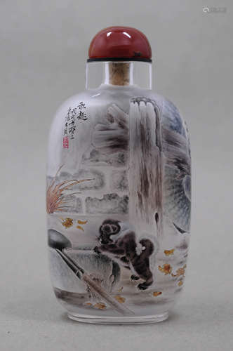 AN INSIDE-PAINTED GLASS SNUFF BOTTLE