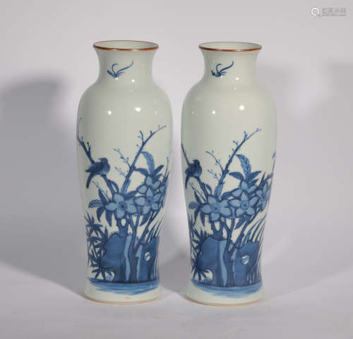 PAIR BLUE AND WHITE SLEEVE VASES SHUNZHI PERIOD