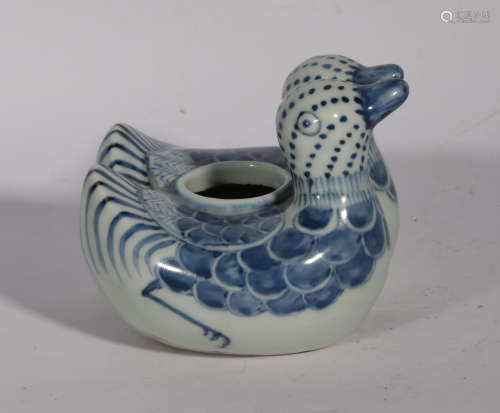 A BLUE AND WHITE WASHER MING DYNASTY