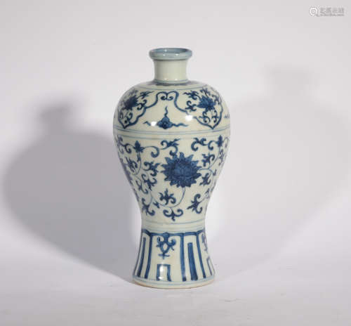 A BLUE AND WHITE MEIPING WANLI PERIOD