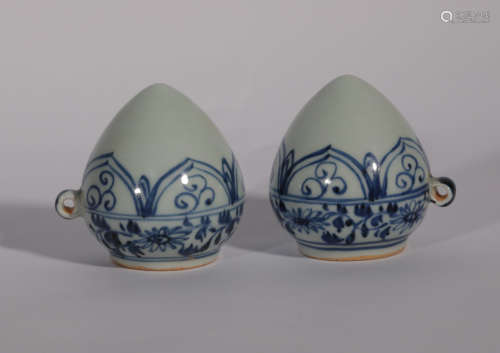 PAIR BLUE AND WHITE BIRD FEEDERS XUANDE PERIOD