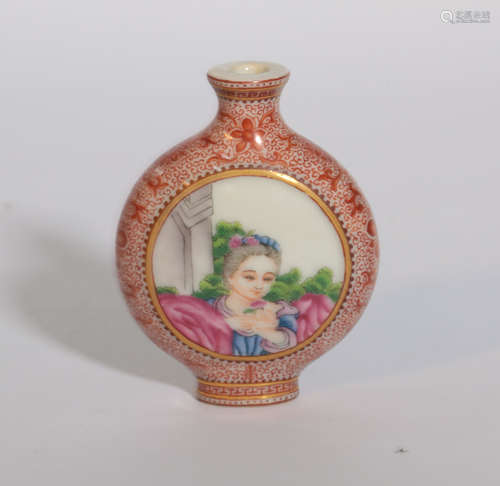 A FAMILLE ROSE SNUFF BOTTLE QIANLONG PERIOD