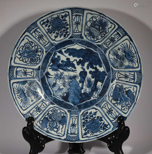 A BLUE AND WHITE KRAAK PLATE WANLI PERIOD