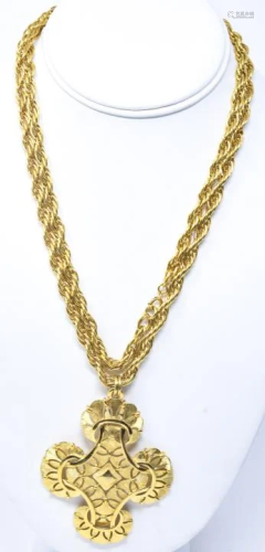 Vintage Trifari Gilt Metal Necklace W Pendant