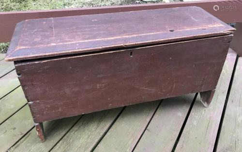 Antique 19th C American Handmade Trunk