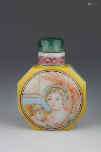 European Subject, Chinese Enameled Snuff B…