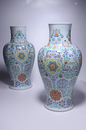 A PAIR OF CHINESE DOUCAI FLORAL VASES …