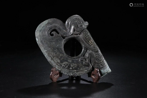 A CHINESE ARCHAIC BRONZE GE, H…