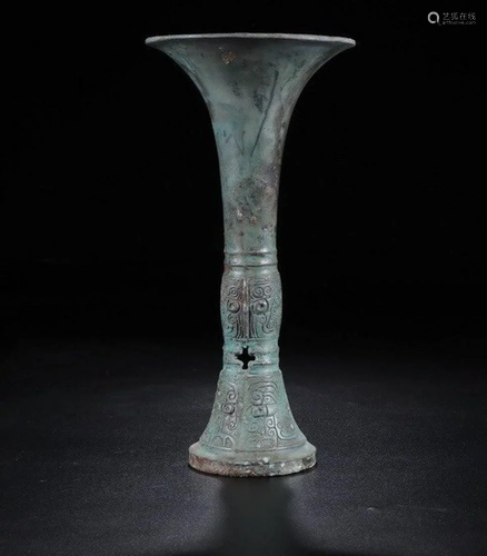 A CHINESE ARCHAIC BRONZE VASE, …