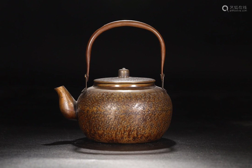 A CHINESE COPPER TEA POT, QING DYNASTY