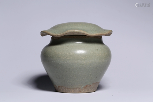 A CHINESE LONGQUAN CELADON J…