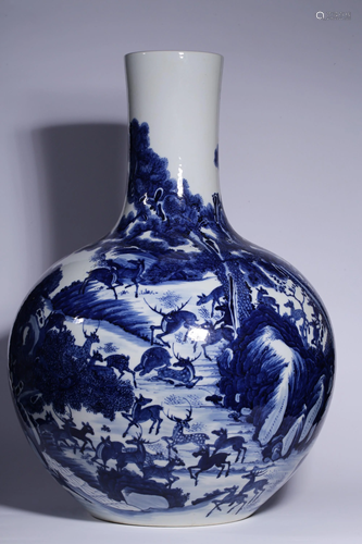 A CHINESE BLUE AND WHITE VASE, QING …